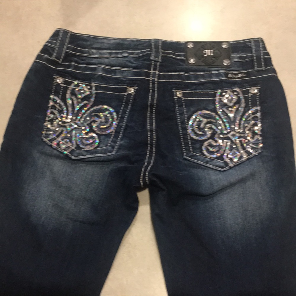 Miss Me Mid-Rise skinny size 30 jeans